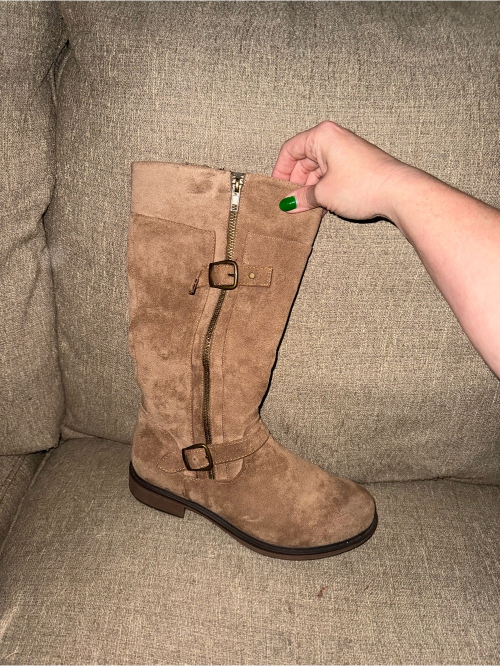 Pierre Dumas Dark Brown Boot Box — Size 8.5M